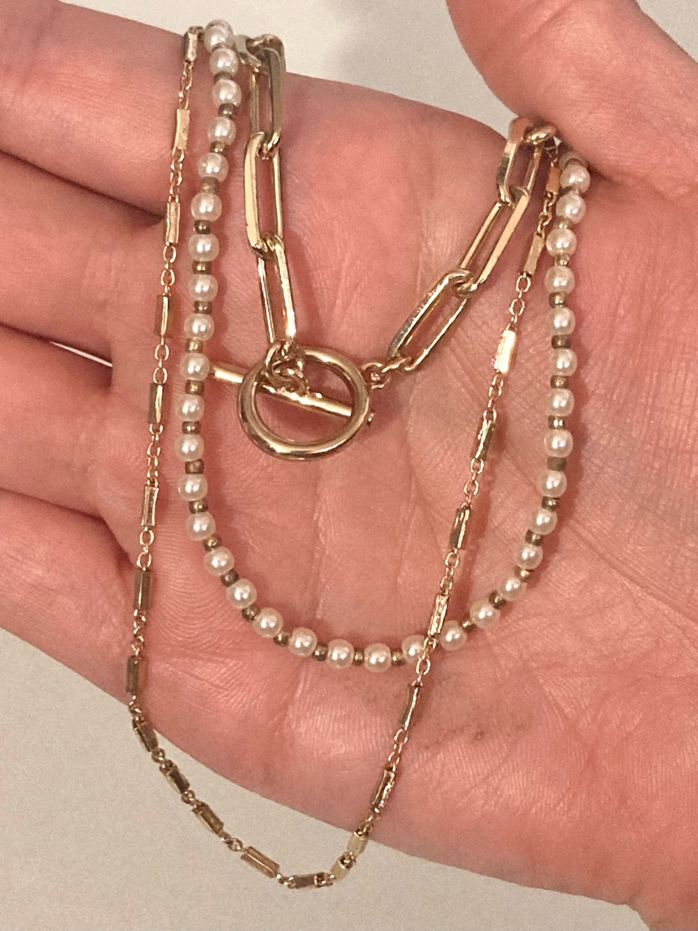 Express Gold-Tone Layered faux Pearl & Chain toggle preloved Necklace - Picture 2 of 7